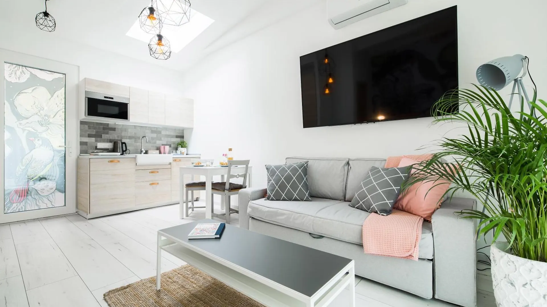Vendégház Fifteen Boutique Rooms Budapest With Self Check-In