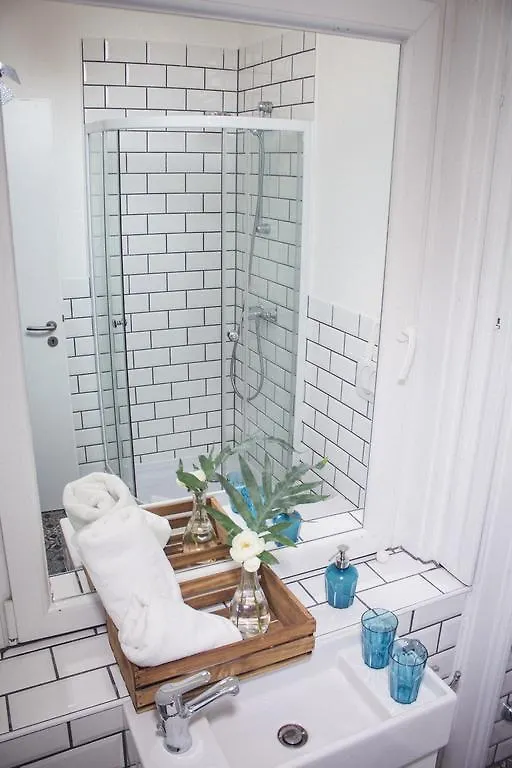 Fifteen Boutique Rooms Budapest With Self Check-In Guest house